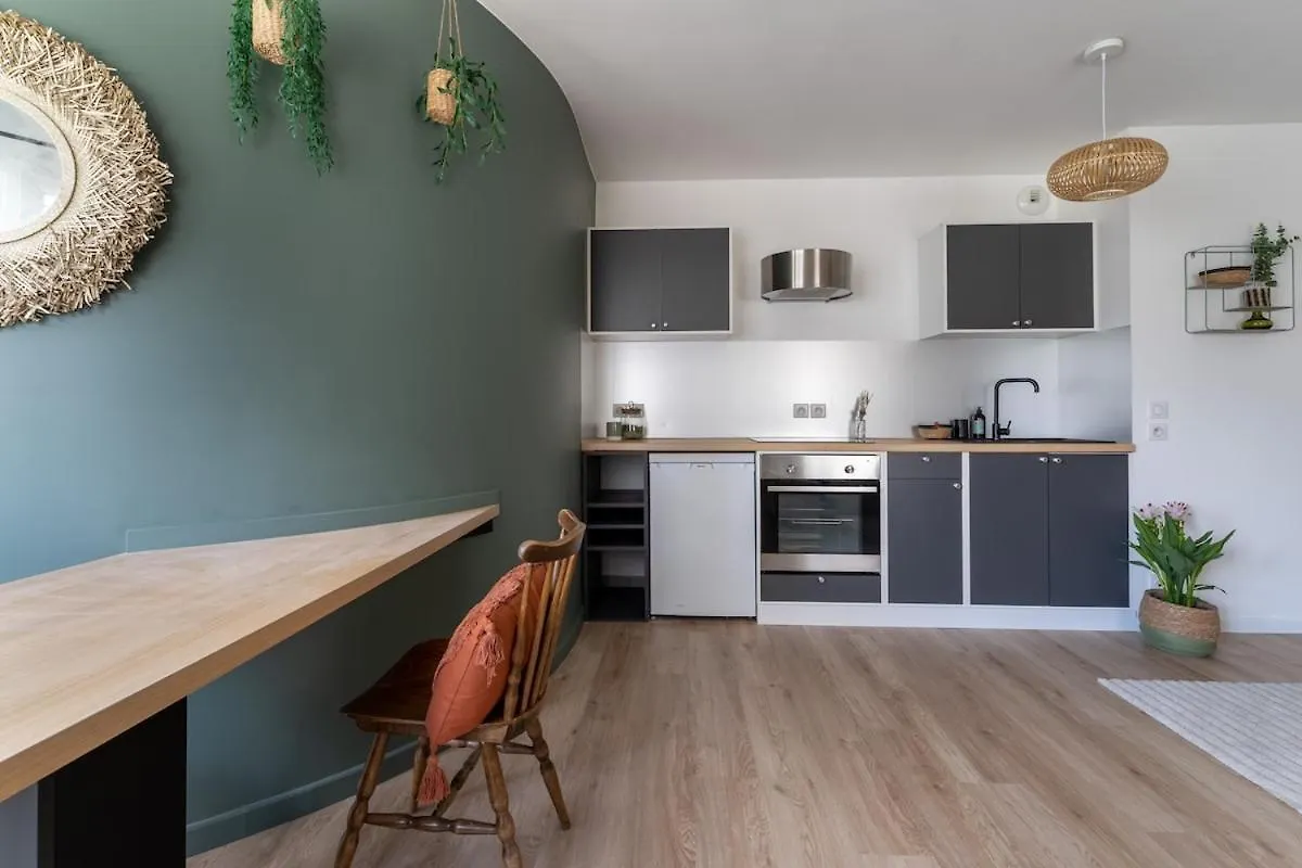 Annecy, Calme, Terrasse, Parking Box Apartment